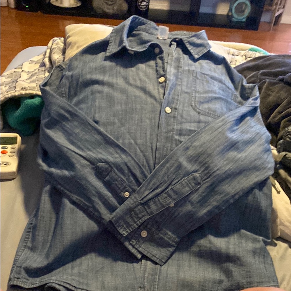 Blue Button Down Shirt with Classic Collar Detailing
